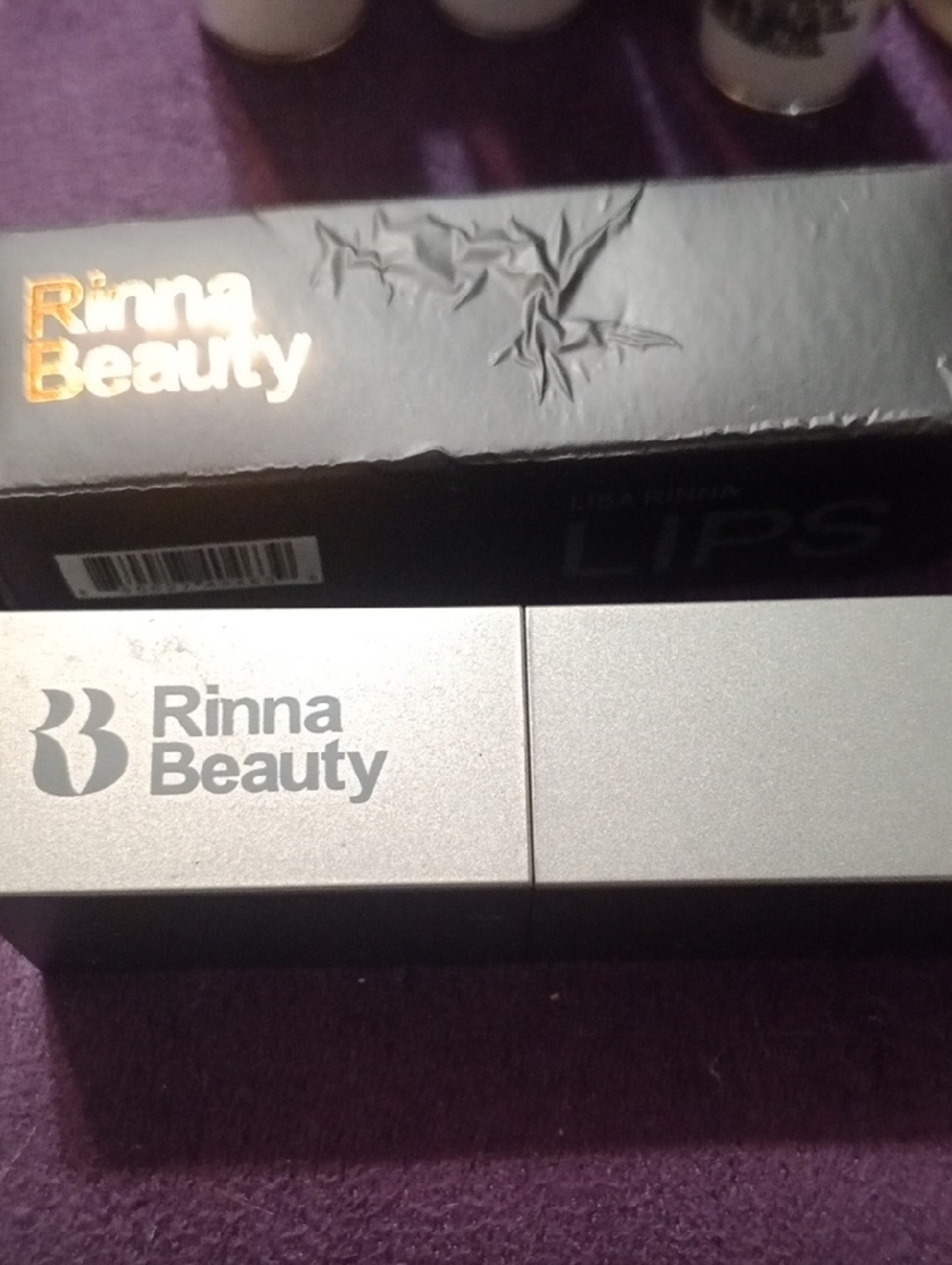 Silver Lipstick — Smooth Neutral Shine